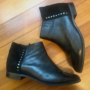 Nine West black leather/suede ankle boots size 6.5